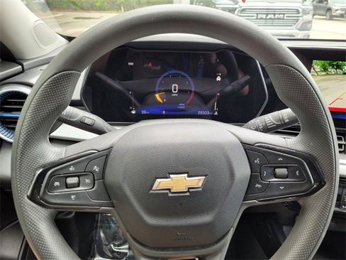 Used 2024 Chevrolet Trax LT image 34