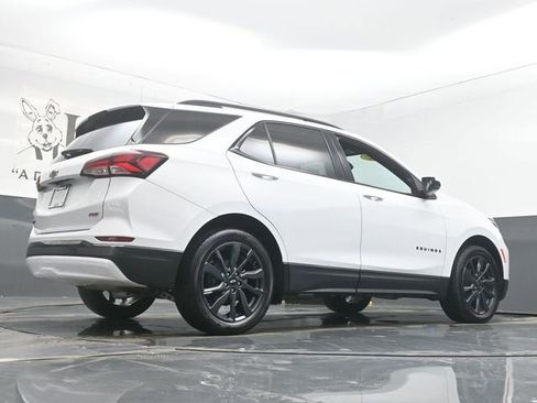 Used 2022 Chevrolet Equinox RS w/ LPO, Floor Liner Package image 32