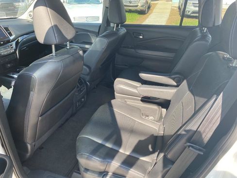 Used 2016 Honda Pilot Elite image 16