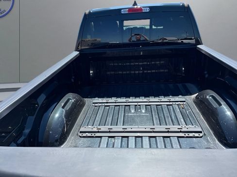 Used 2019 RAM 1500 Big Horn AWD/4WD image 15