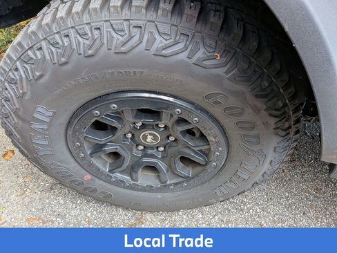 Used 2024 Ford Bronco Wildtrak image 6