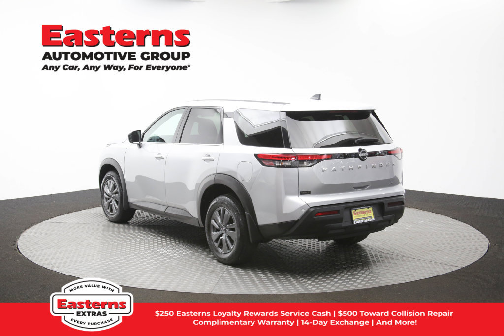 Used 2023 Nissan Pathfinder S AWD/4WD image 64
