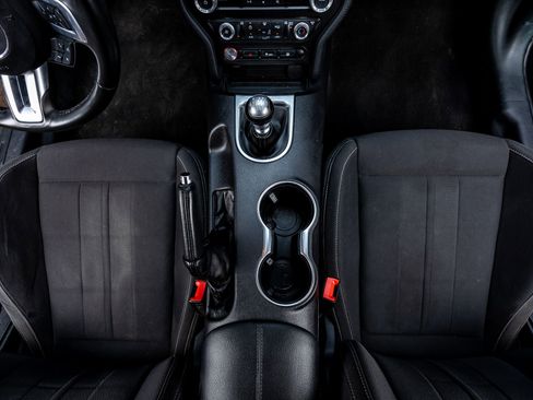 Used 2020 Ford Mustang GT image 23