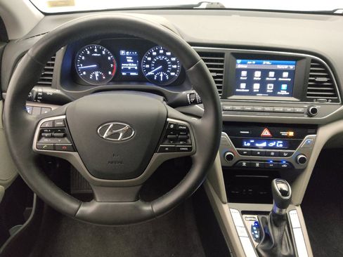 Used 2018 Hyundai Elantra Value Edition FWD image 22