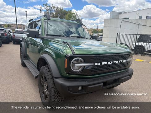 Used 2025 Ford Bronco Outer Banks AWD/4WD image 3