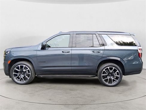 Used 2021 Chevrolet Tahoe RST w/ Luxury Package image 2