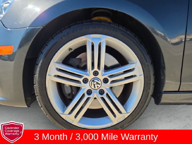 Used 2013 Volkswagen Golf R 4-Door AWD/4WD image 24