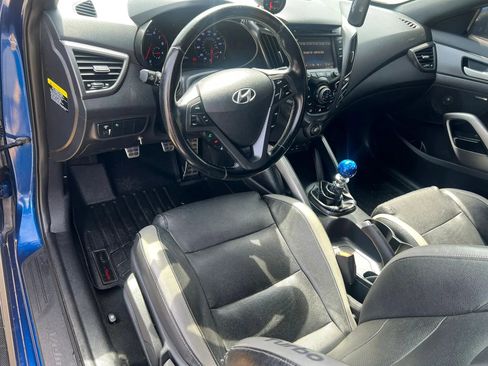 Used 2016 Hyundai Veloster Turbo FWD image 15