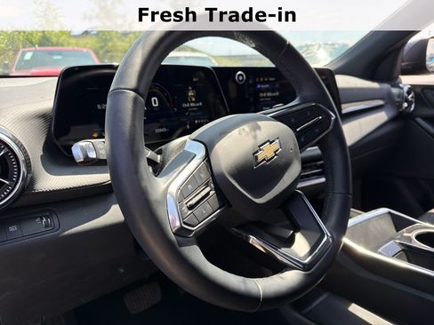 Used 2025 Chevrolet Equinox LT FWD image 16