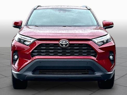 Used 2022 Toyota RAV4 XLE Premium FWD image 3