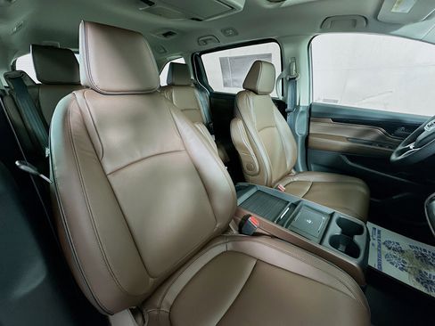 New 2026 Honda Odyssey Touring image 29