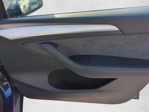 Used 2024 Tesla Model Y Performance AWD/4WD image 26
