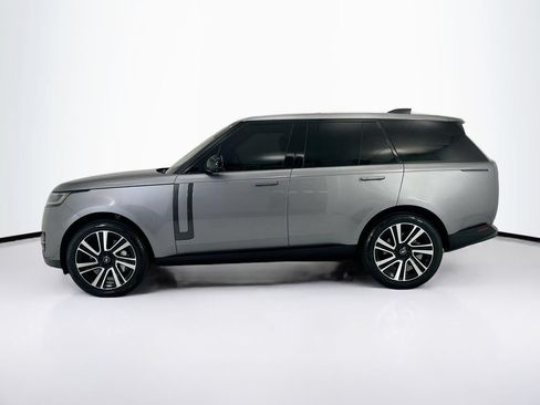 Used 2023 Land Rover Range Rover SE AWD/4WD image 2