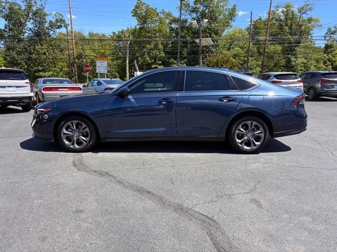 Used 2024 Honda Accord EX image 4
