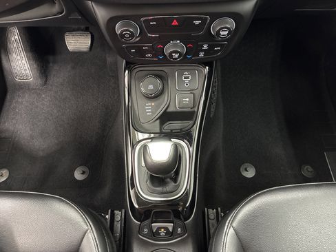 Used 2019 Jeep Compass Latitude AWD/4WD image 20