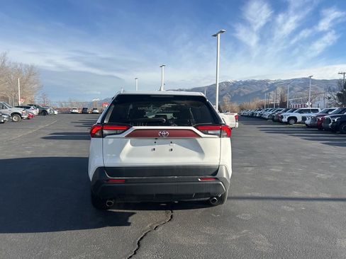 Used 2023 Toyota RAV4 LE image 5