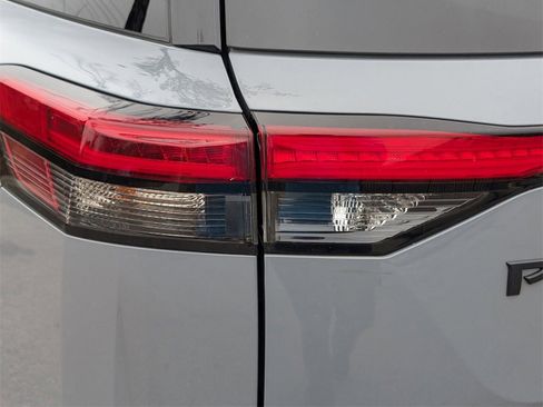 Used 2023 Nissan Pathfinder Platinum w/ Lighting Package (N93) image 12