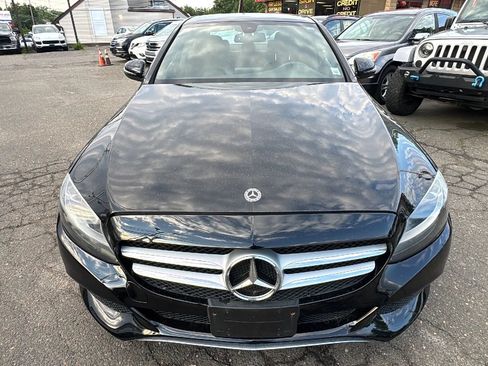 Used 2018 Mercedes-Benz C 300 4MATIC Sedan image 2
