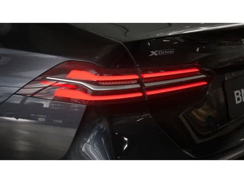 New 2026 BMW 540i xDrive image 8