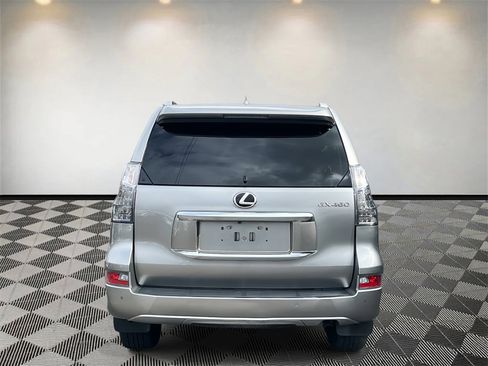 Used 2021 Lexus GX 460 Premium image 4