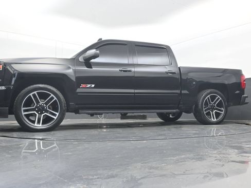 Used 2018 Chevrolet Silverado 1500 LTZ Z71 w/ LTZ Plus Package AWD/4WD image 23