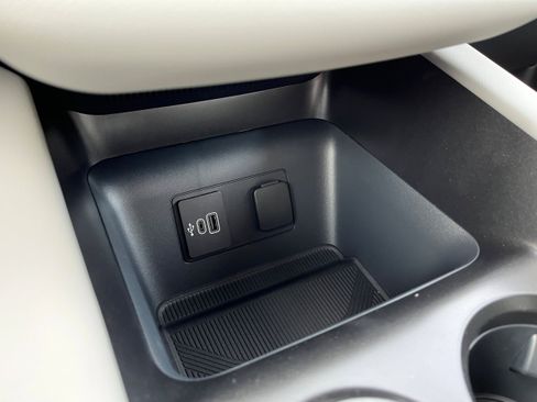 New 2026 Ford Explorer Active w/ Active Comfort Package image 18