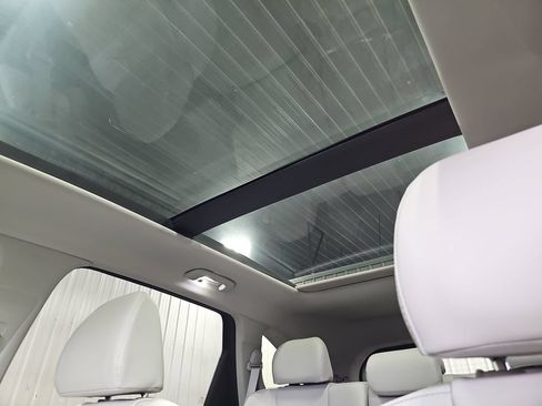 Used 2025 Kia Sorento S w/ Panoramic Sunroof Package FWD image 31