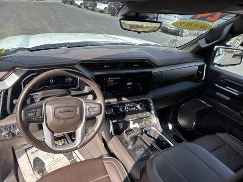 Used 2024 GMC Sierra 1500 Denali w/ Denali Reserve Package image 14