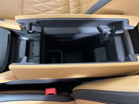 Used 2023 Nissan Rogue Platinum w/ Platinum Premium Package image 31