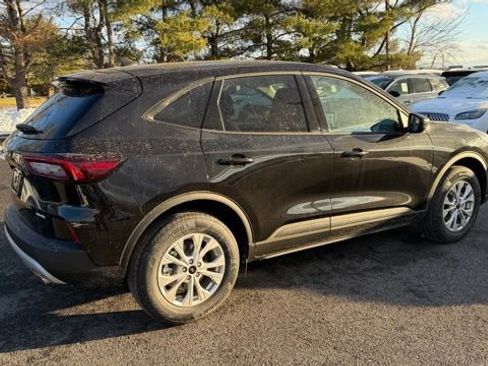 New 2026 Ford Escape Active w/ Cold Weather Package AWD/4WD image 3