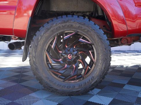 Used 2015 Toyota Tacoma 4x4 Access Cab image 73