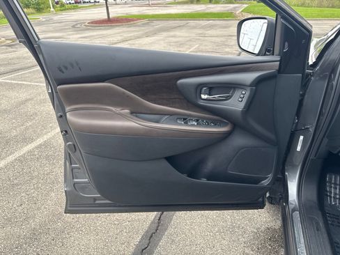 Used 2020 Nissan Murano Platinum w/ Cargo Package AWD/4WD image 12