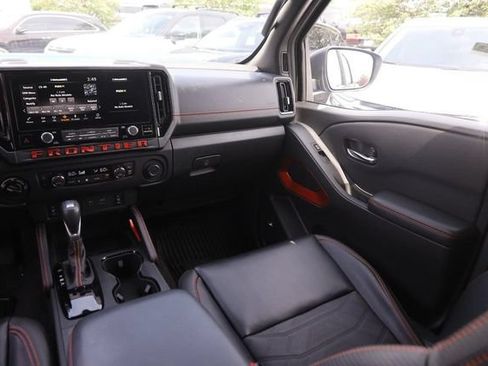 Certified 2025 Nissan Frontier PRO-4X w/ Pro Premium Package AWD/4WD image 27