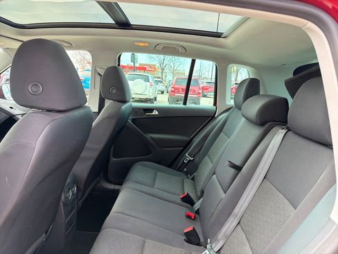 Used 2012 Volkswagen Tiguan S image 18