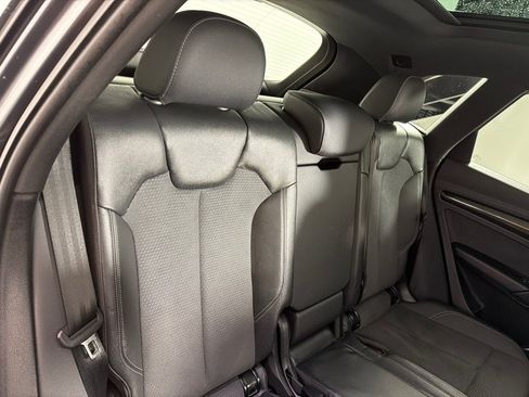 Used 2022 Audi SQ5 Premium w/ Convenience Package AWD/4WD image 23
