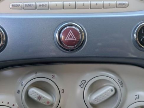 Used 2013 FIAT 500 Pop image 30