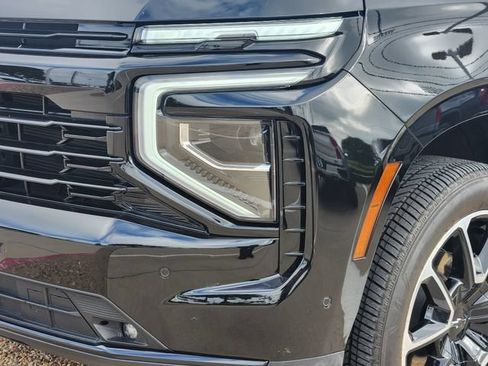 Certified 2025 Chevrolet Suburban RST w/ Comfort Package AWD/4WD image 5