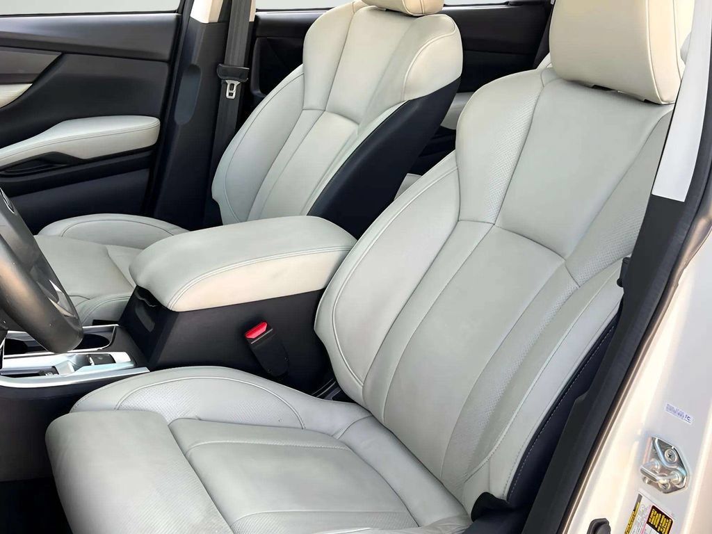 Used 2019 Subaru Ascent Limited AWD/4WD image 35