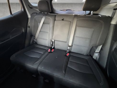 Certified 2022 GMC Terrain SLE image 24