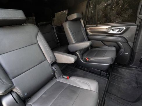 Used 2023 Chevrolet Tahoe Z71 w/ Luxury Package image 27