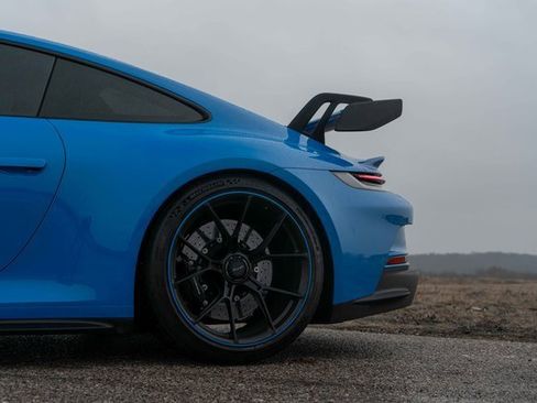 Used 2022 Porsche 911 GT3 image 33