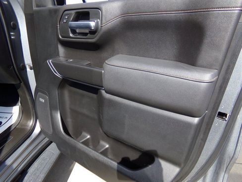 Used 2021 GMC Sierra 1500 AT4 w/ AT4 Premium Package AWD/4WD image 49