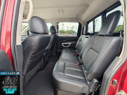 Used 2018 Nissan Titan PRO-4X w/ Pro-4x Convenience Package AWD/4WD image 20