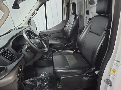 Used 2025 Ford Transit 250 148 High Roof Extended w/ Load Area Protection Package RWD image 32