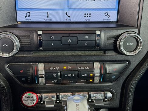 Used 2017 Ford Mustang Premium image 22