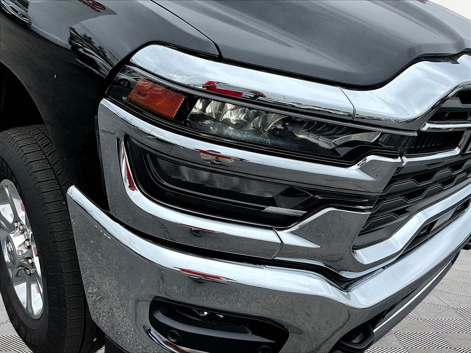 Used 2026 RAM 2500 Big Horn AWD/4WD image 31
