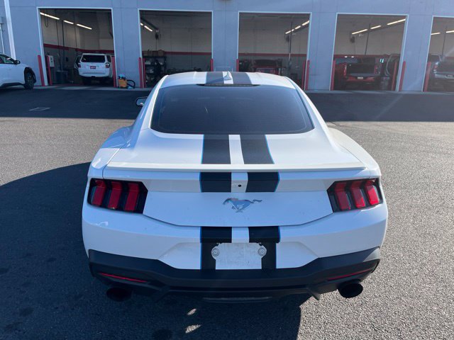 Used 2024 Ford Mustang Premium RWD image 4
