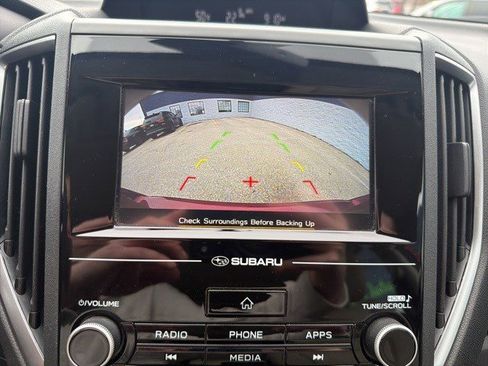 Used 2018 Subaru Impreza 2.0i Premium image 24