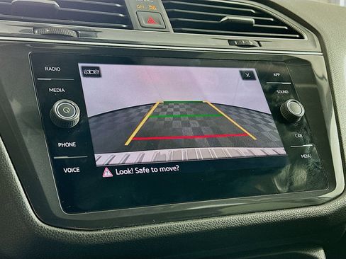 Used 2024 Volkswagen Tiguan Wolfsburg Edition image 22