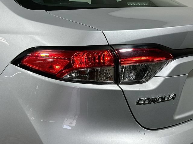 Used 2024 Toyota Corolla LE FWD image 23